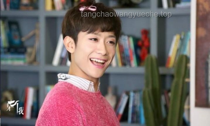 如何解决赵丽颖、尹昉、张一山在影视作品中“演同一个人”的设定冲突？